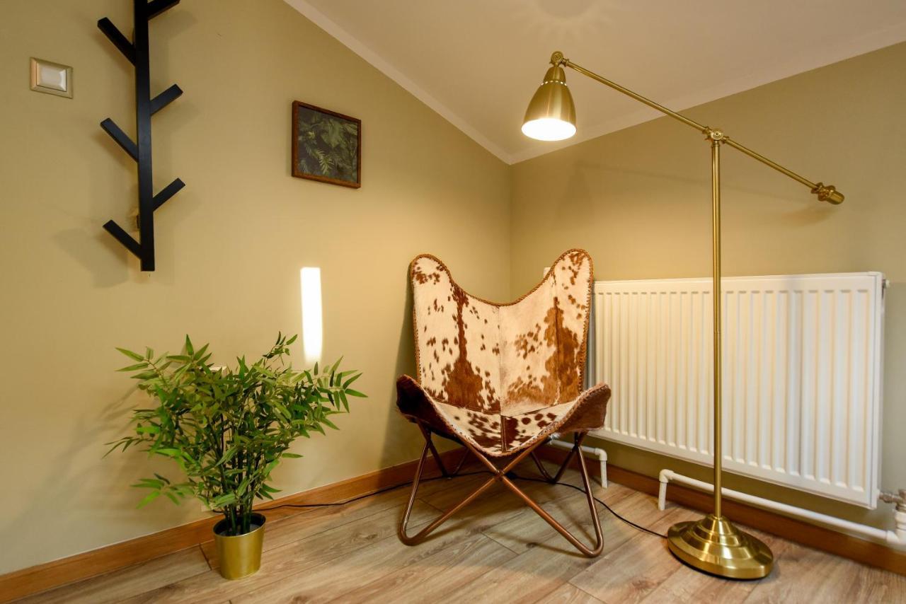 Plants Attic Studio - Best Location - Old Town Bukares Bagian luar foto